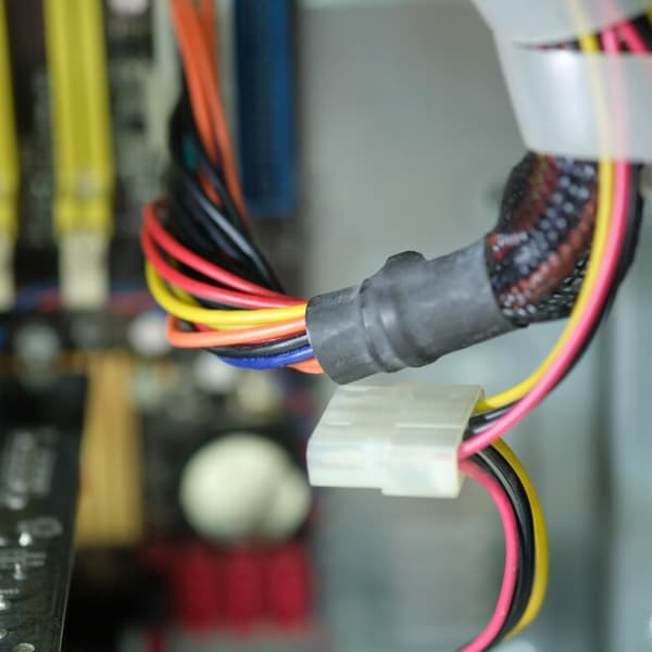 تفاوت سیم کشی سنتی و هوشمند